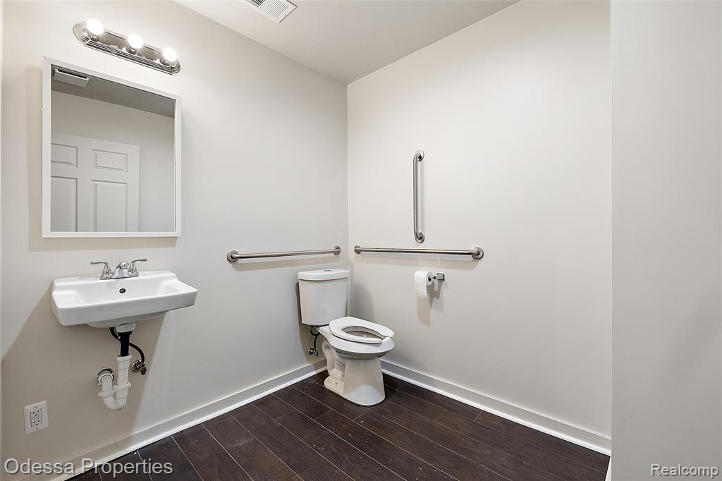 484 Auburn Avenue, Pontiac, MI 48342 — Photo 12