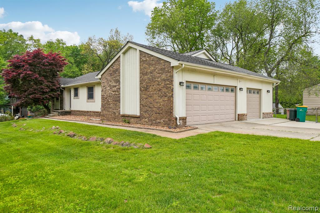 1397 Flamingo Street, Wixom, MI 48393 — front exterior