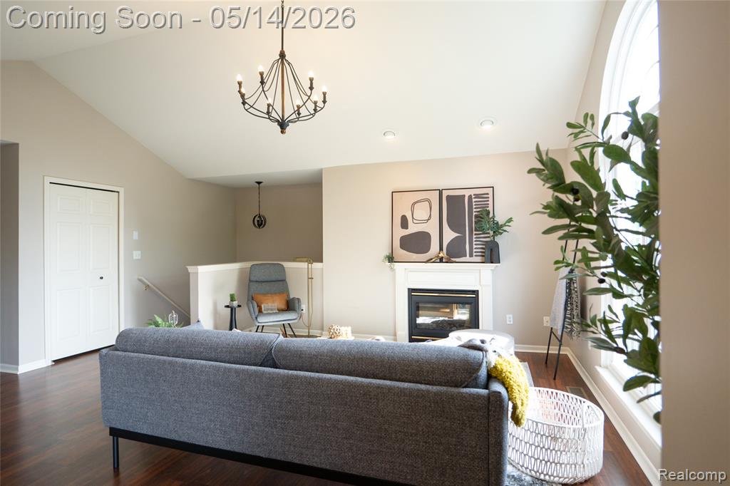 12201 Chesapeake Circle, Walled Lake, MI 48390 — Photo 4