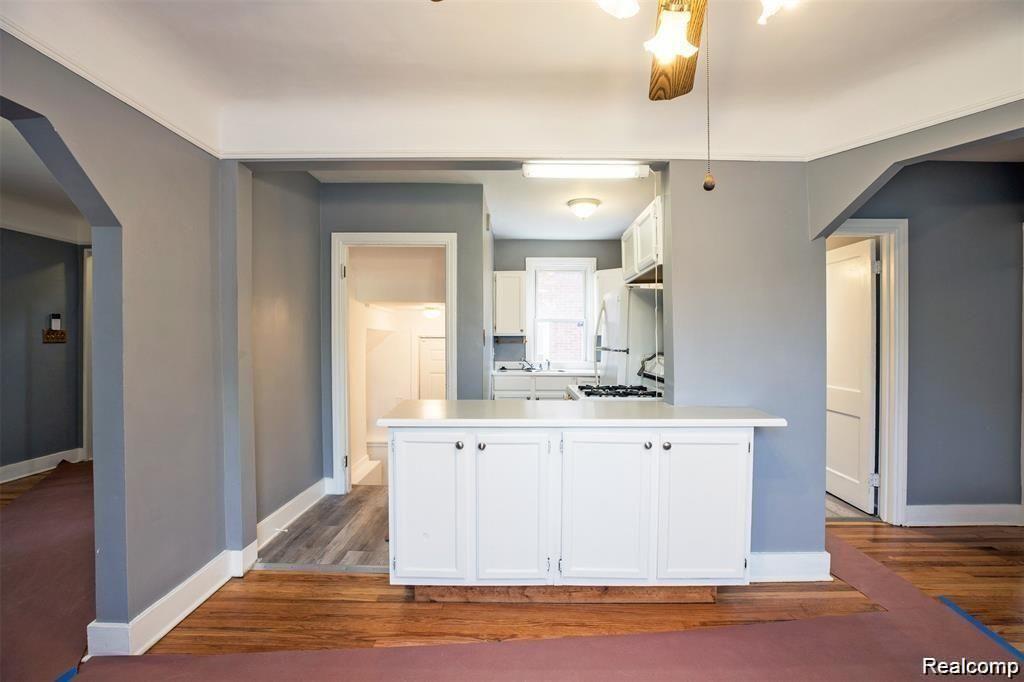 6753 HEYDEN Street, Dearborn Heights, MI 48127 — Photo 18