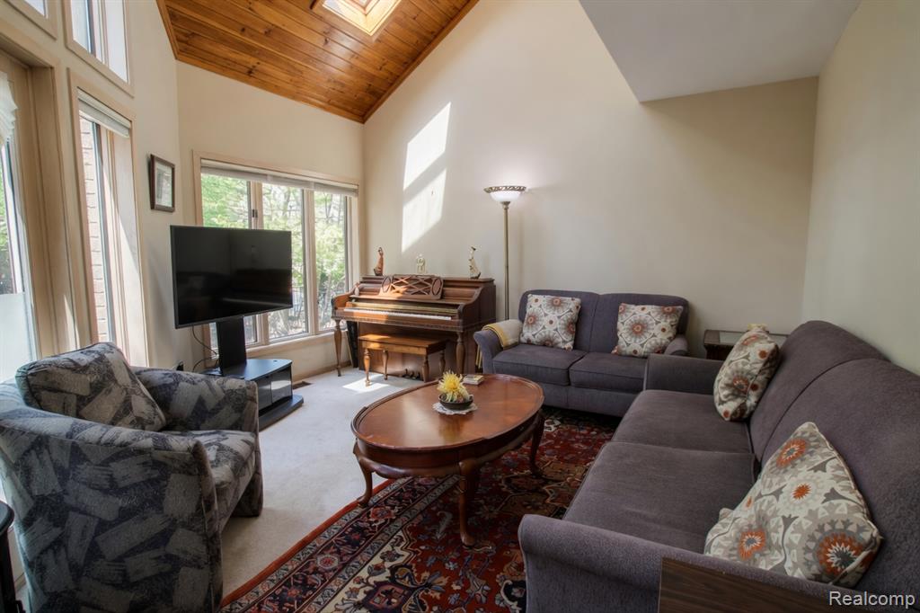 1305 Kings Pointe Road, Grand Blanc, MI 48439 — Photo 24