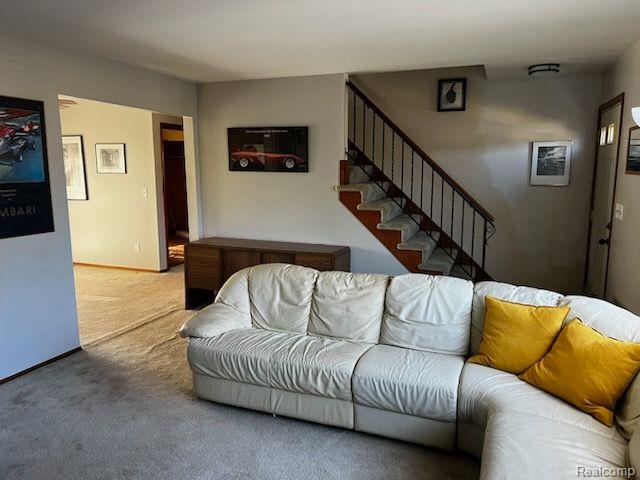 5368 LAPEER Road, Burton, MI 48509 — Photo 5