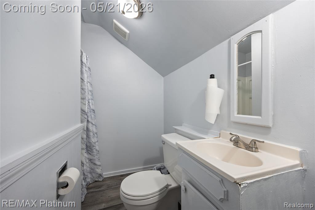 6116 Lapeer Road, Burton, MI 48509 — Photo 17