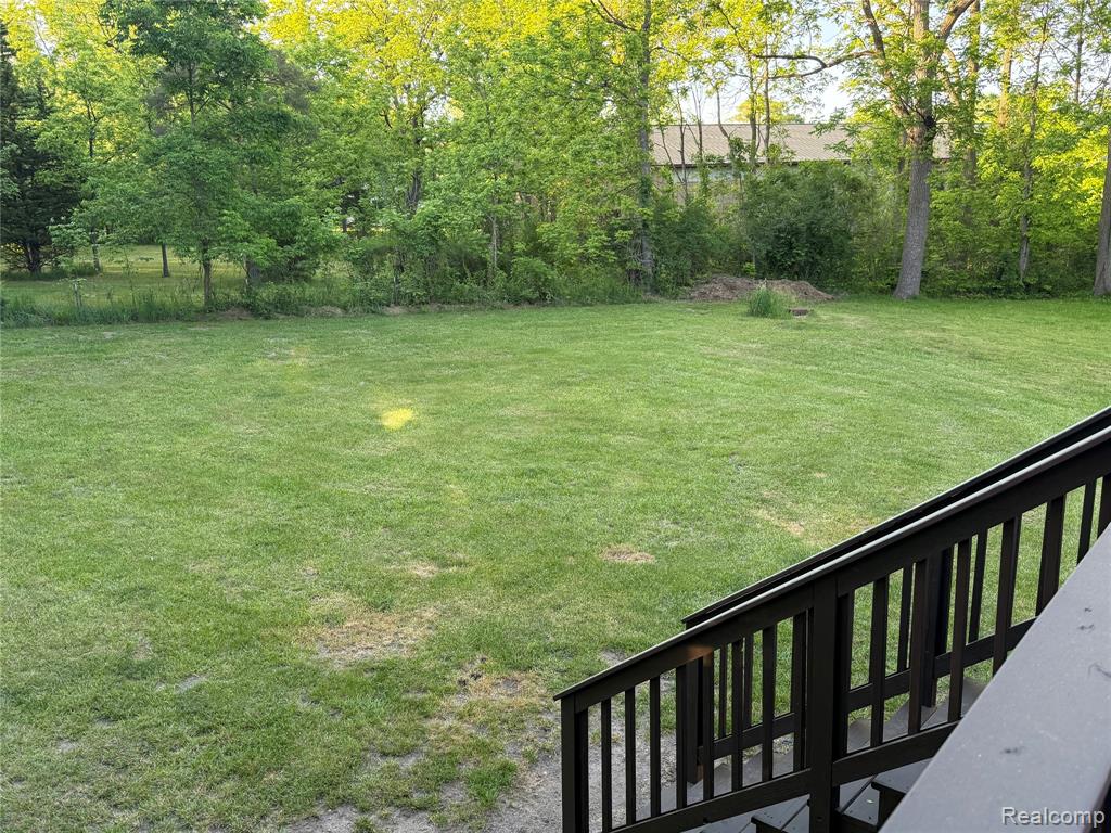 8318 Mill Pointe Court, Goodrich Vlg, MI — Photo 6