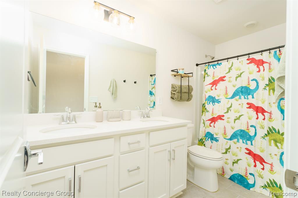 8030 CARSTON Lane, Brighton, MI 48116 — Photo 24