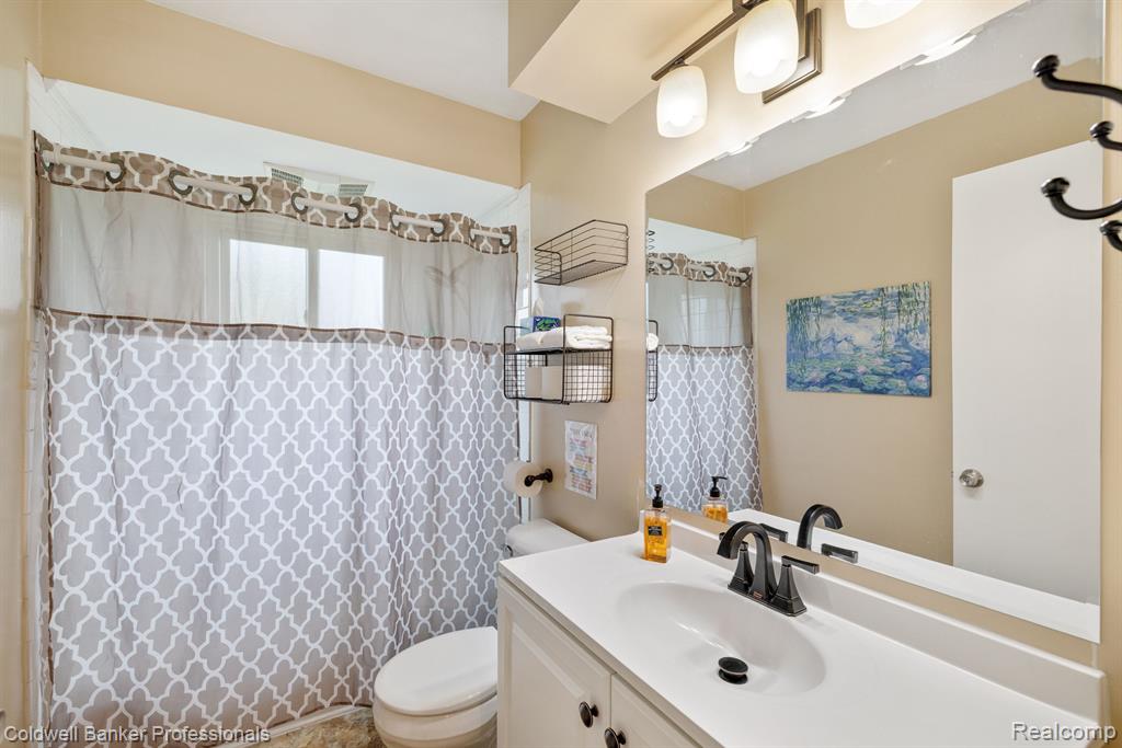 4738 GOODALE Avenue, Clarkston, MI 48348 — Photo 16
