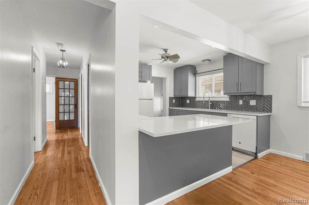 4142 Gertrude Street, Dearborn Heights, MI 48125 — Photo 19