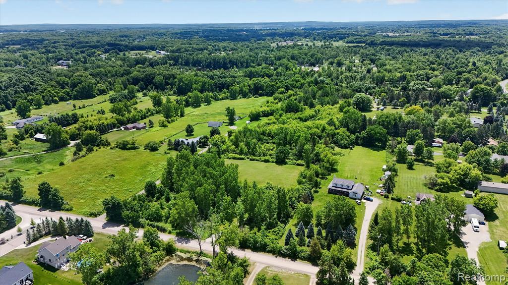 4461 Ray Road, Grand Blanc, MI 48439 — Photo 2