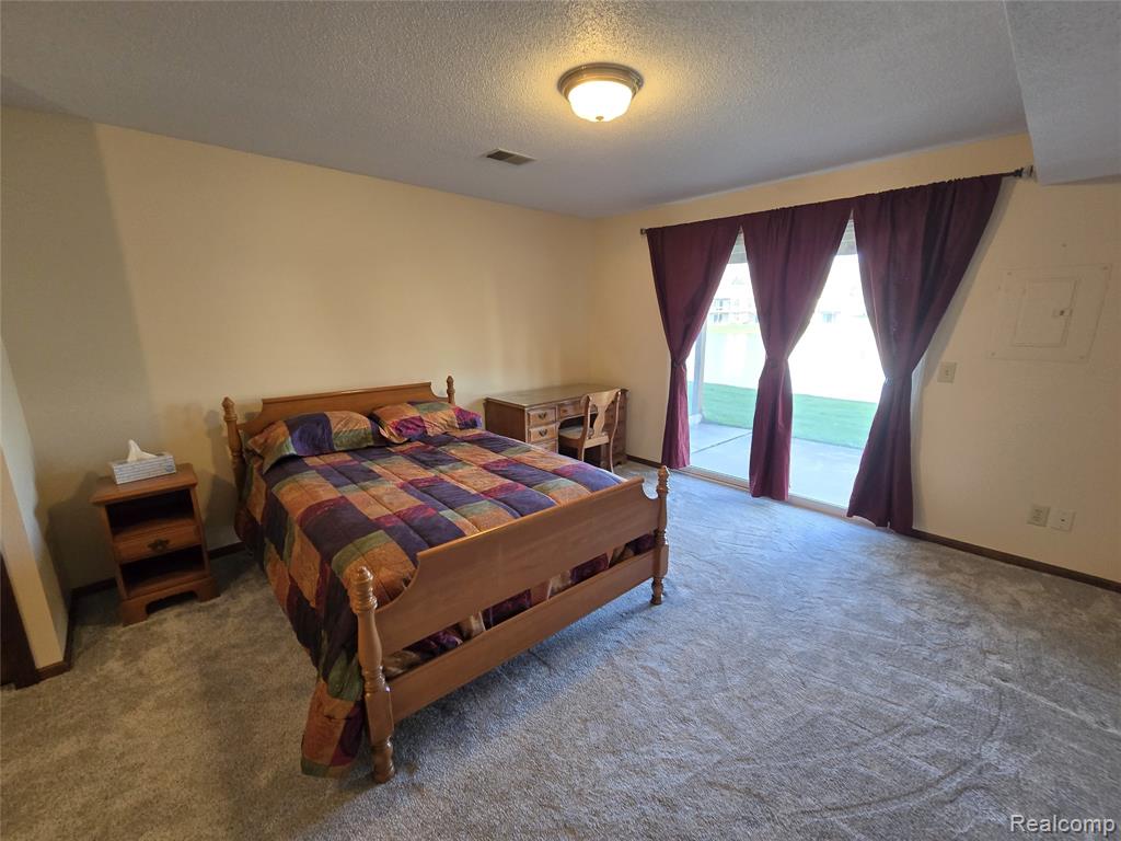 7044 Springtree Lane SW, Grand Rapids, MI 49548 — Photo 16