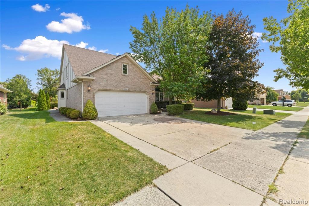 49366 Briar Pointe Dr. Drive, Macomb, MI 48044 — Photo 3
