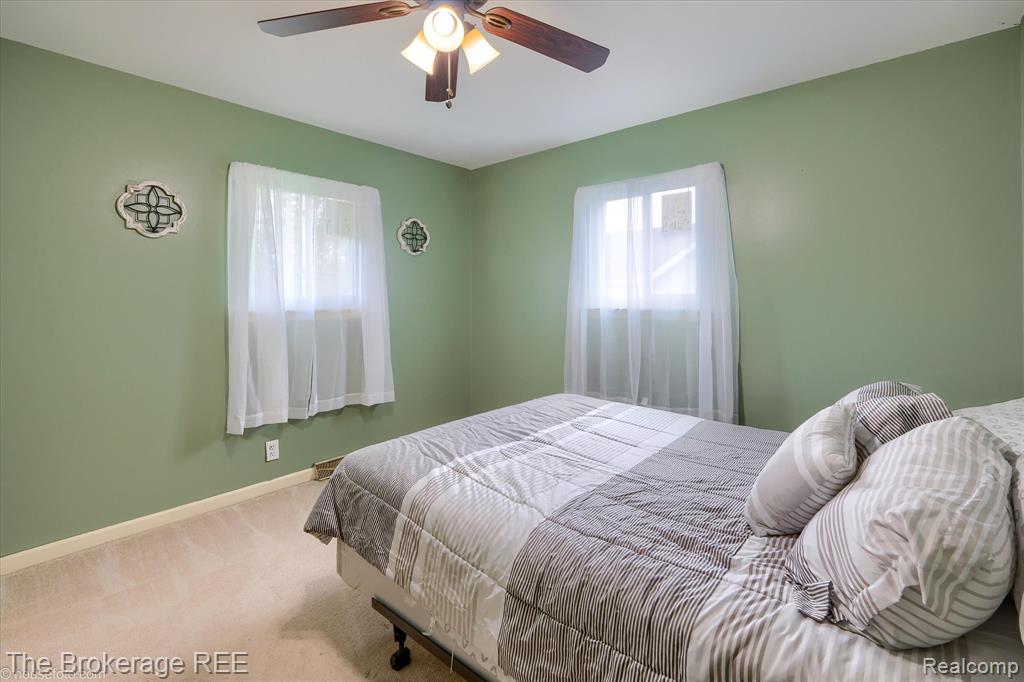 4156 Bobwhite Drive, Flint, MI 48506 — Photo 20