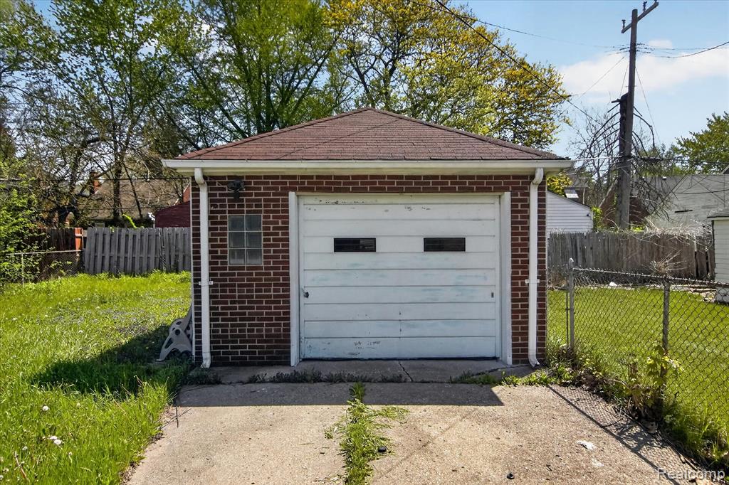 5727 E OUTER Drive, Detroit, MI 48234 — Photo 41
