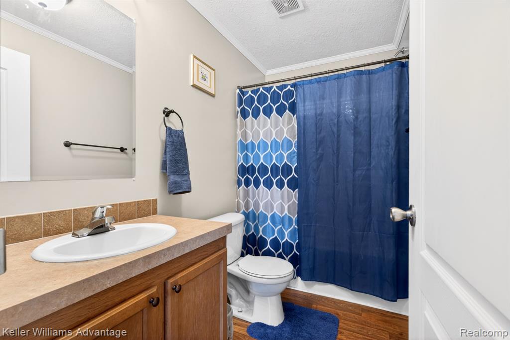 24494 Edwin, Brownstown, MI 48134 — Photo 14