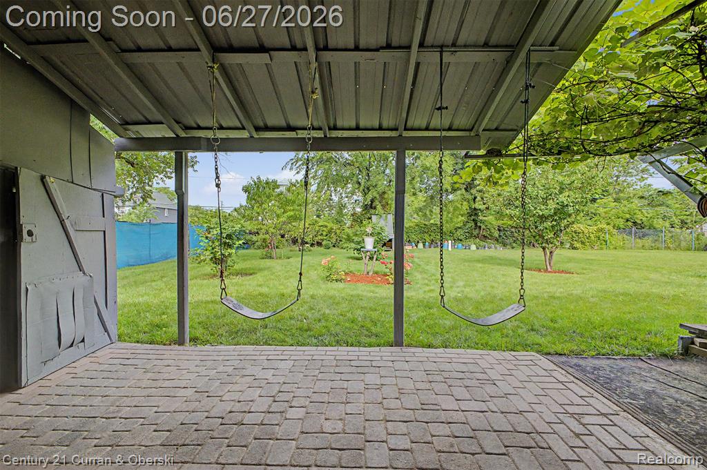 5687 Woodrow Street, Detroit, MI 48210 — Photo 41