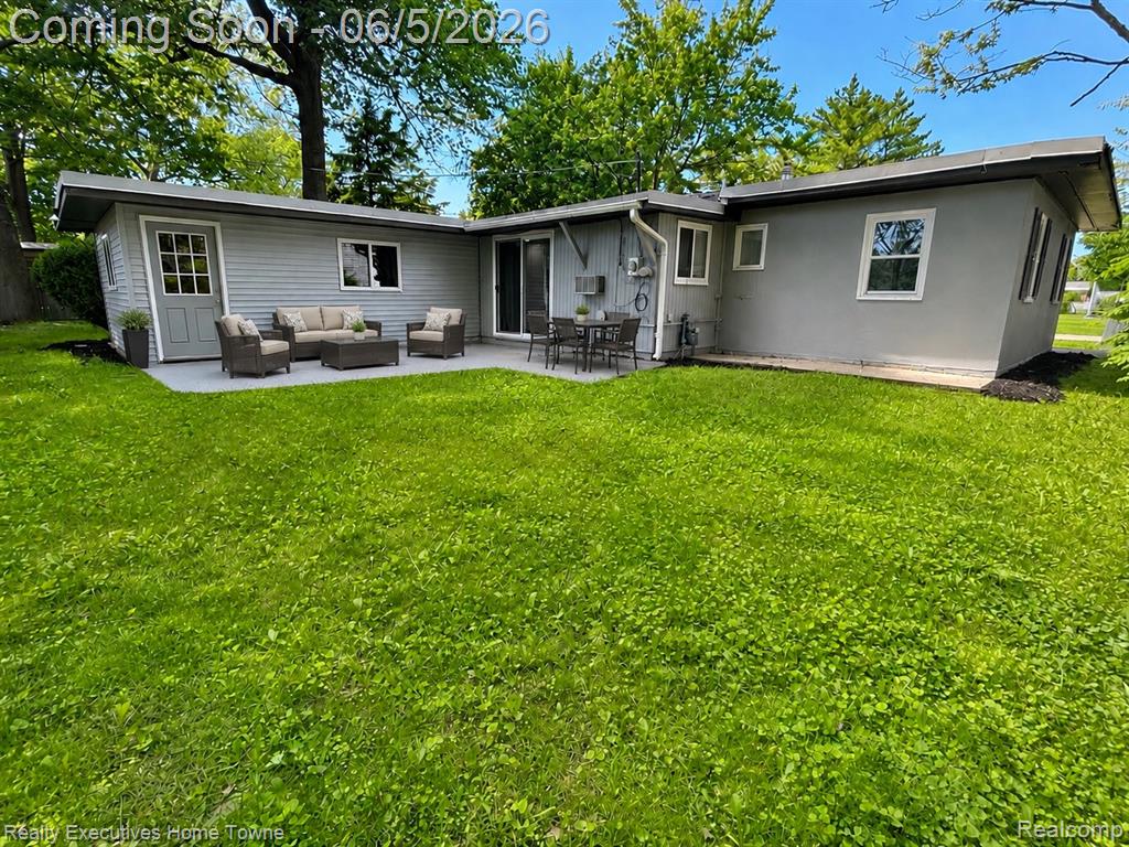 2914 Sturges Street, Port Huron, MI 48060 — Photo 3