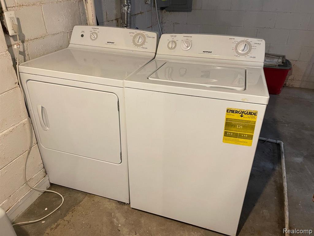 8041 STERLING, Center Line, MI 48015 — Photo 15