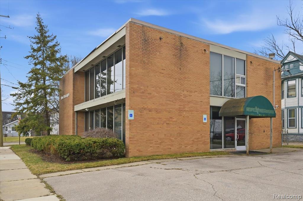 70 Lafayette Street, Pontiac, MI 48342 — Photo 4