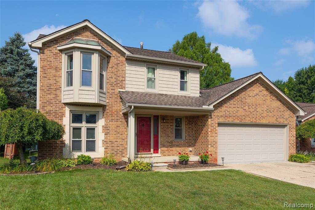 46073 Hollowoode Lane, Macomb, MI 48044 — Photo 2