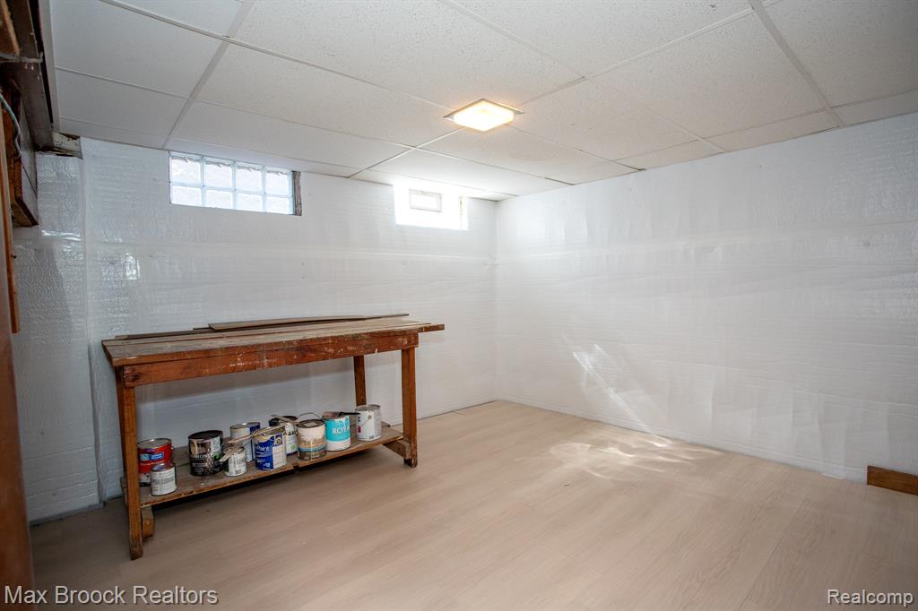 718 Meadowdale Street, Ferndale, MI 48220 — Photo 33