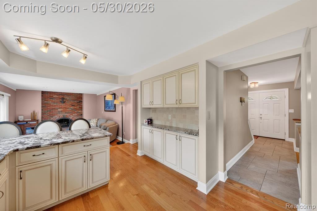 4059 Gatesford Circle Drive, Troy, MI 48085 — Photo 7