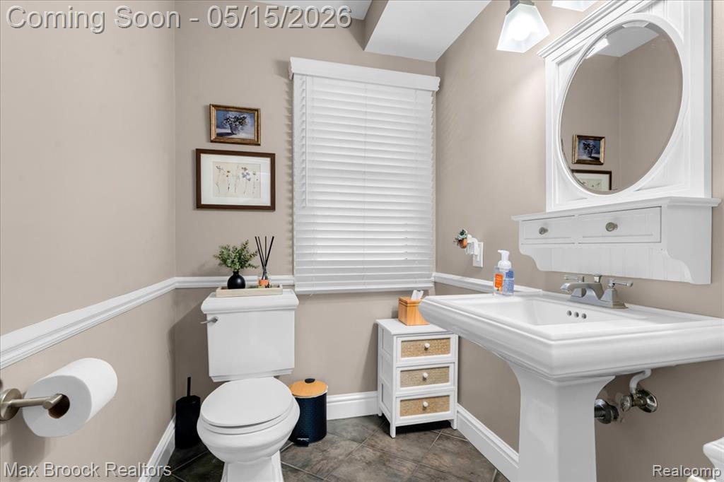 5939 Dunmore Drive, West Bloomfield, MI — Photo 14