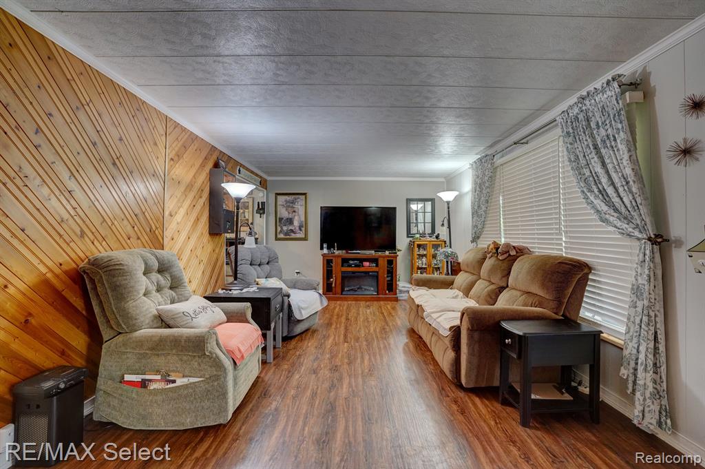 205 N Jefferson Street, Otisville, MI 48463 — Photo 15