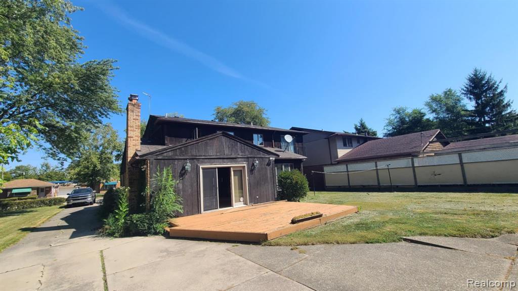 20688 Woodland Street, Harper Woods, MI 48225 — Photo 4