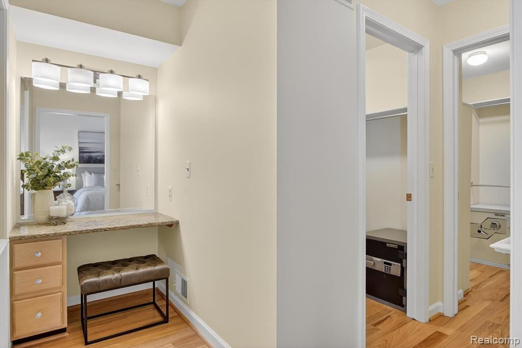 13660 Eaton Drive, Plymouth, MI 48170 — Photo 27