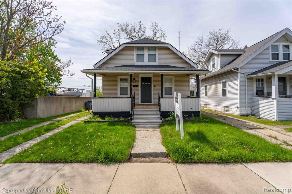 988 E Troy Street, Ferndale, MI 48220 — Photo 2