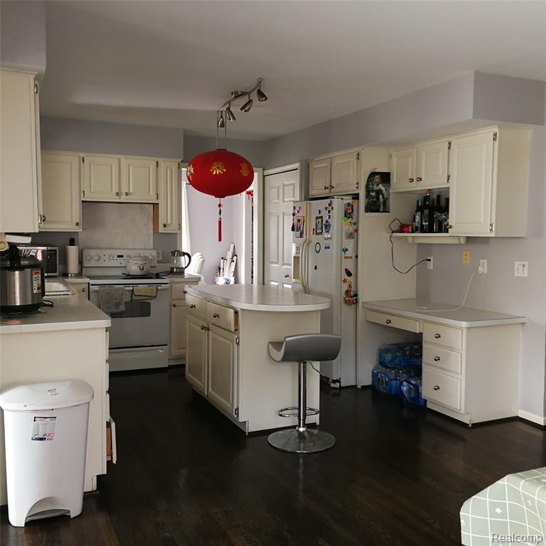 40745 N Northville Trail, Northville, MI 48168 — Photo 7