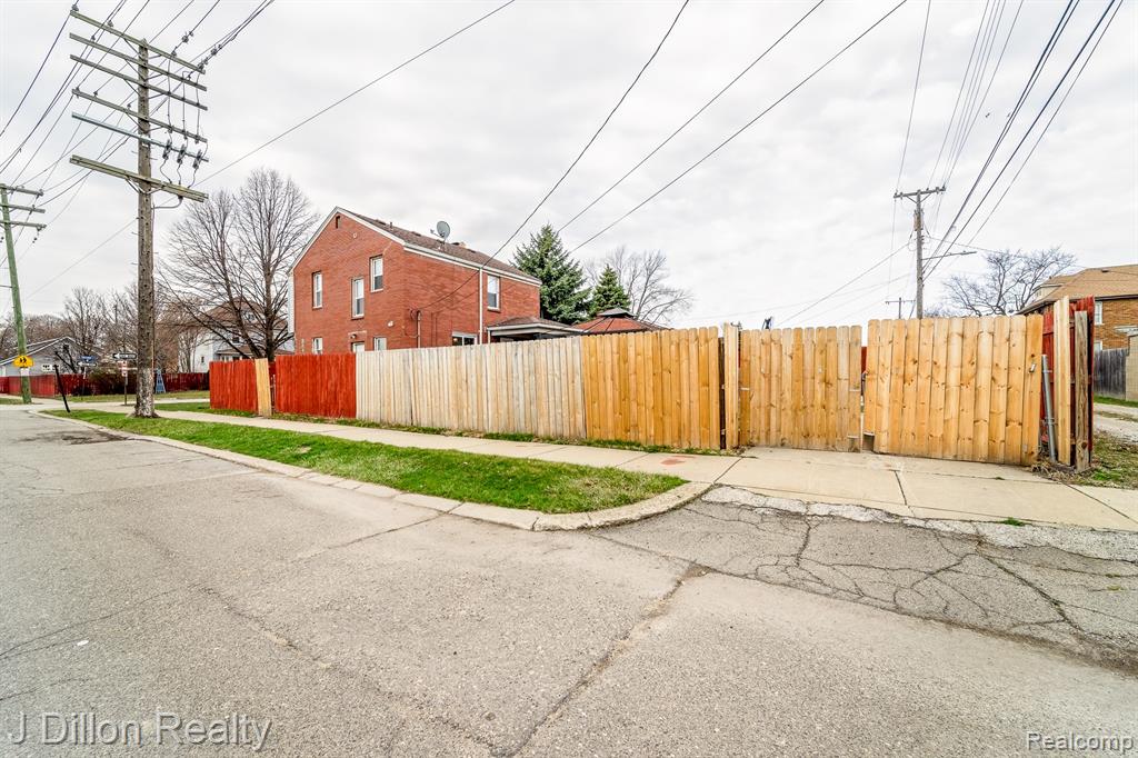 99 Chestnut Street, River Rouge, MI 48218 — Photo 42