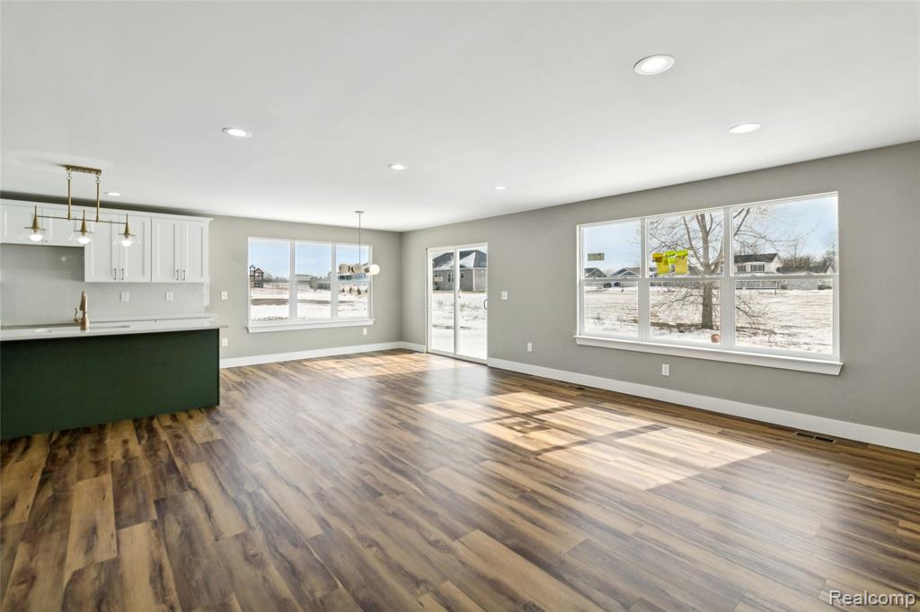 10190 Hunt Drive, Davison, MI 48423 — Photo 21