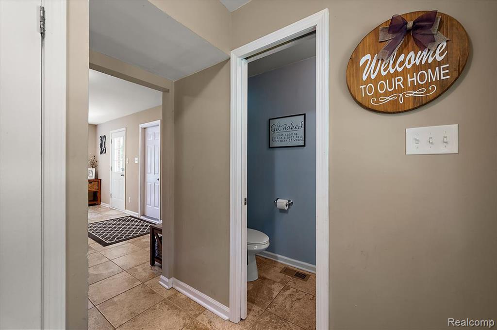 5836 Ewalt Road, Imlay City, MI 48444 — Photo 47