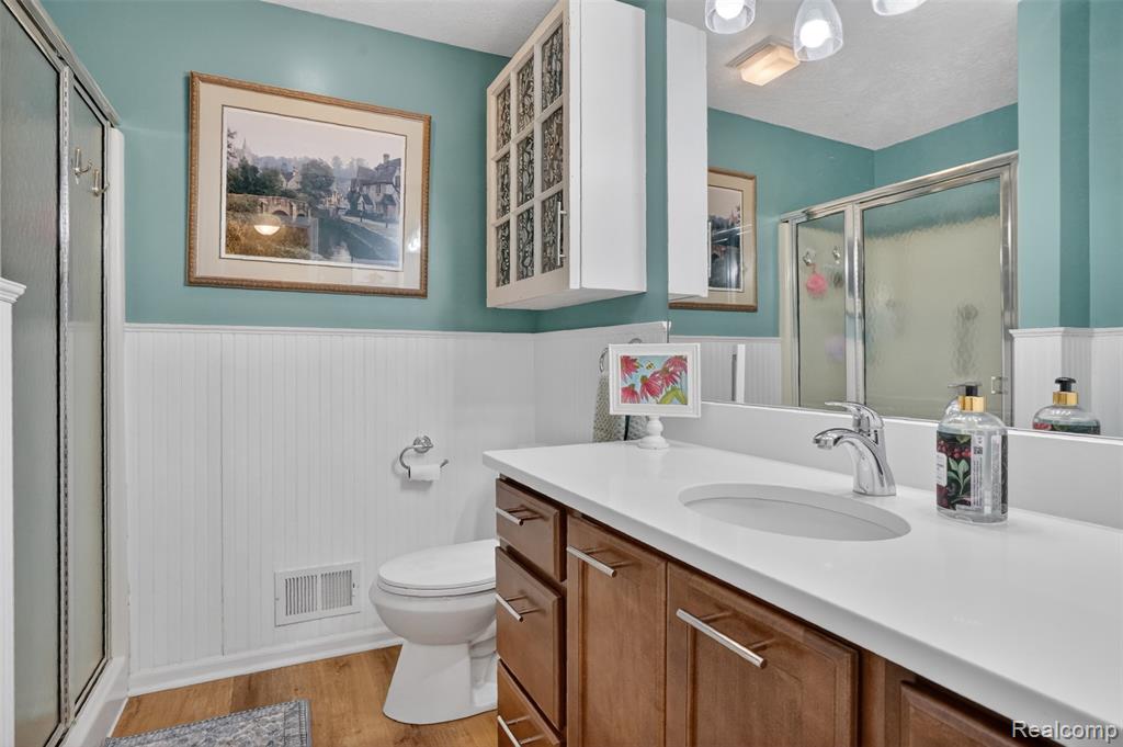 1390 Steeplechase Court, Howell, MI 48843 — Photo 11