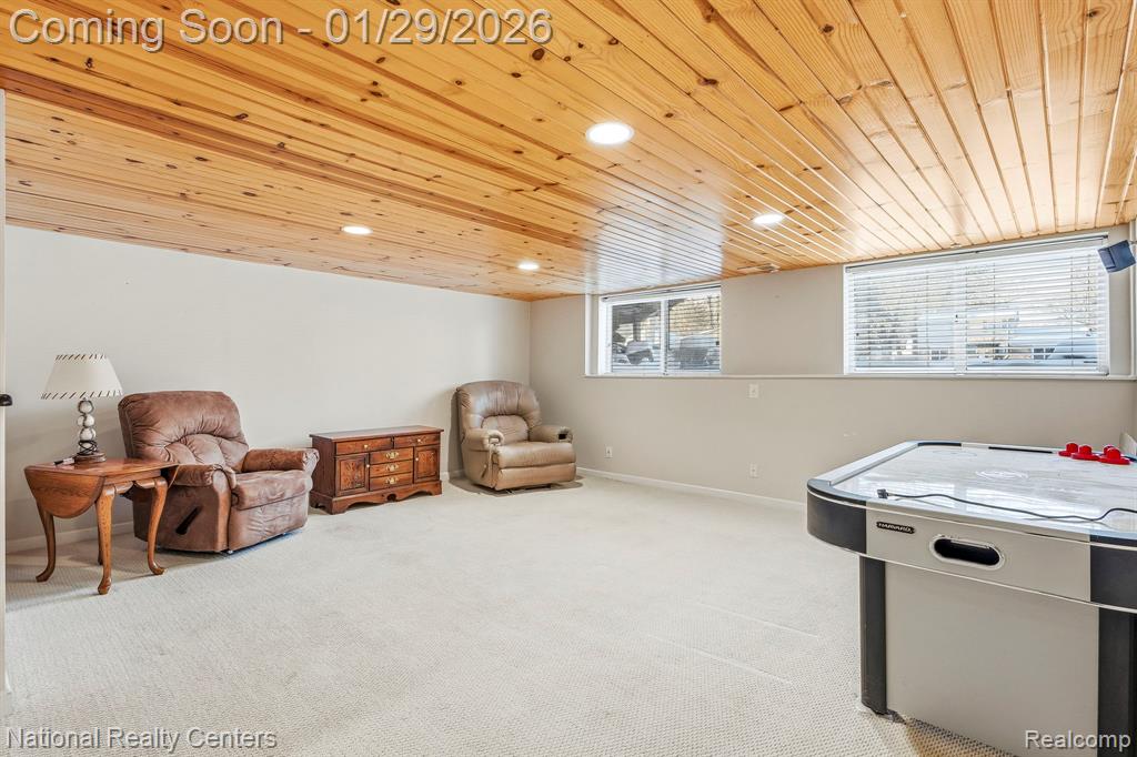 9008 Sussex Street, White Lake, MI — Photo 22