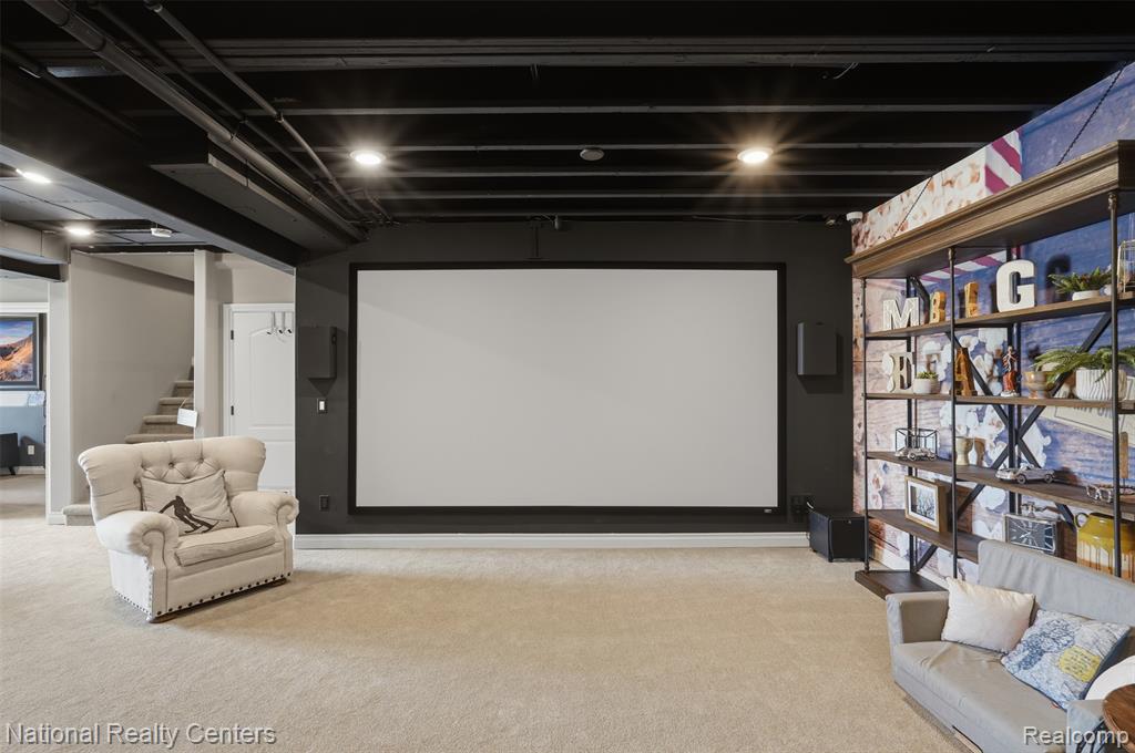 5310 Pontiac Trail, Ann Arbor, MI 48105 — Photo 32