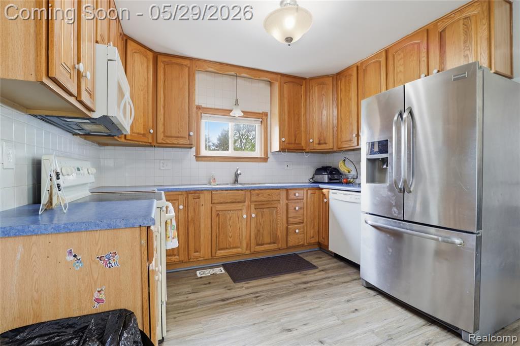 12463 W Lennon Road, Lennon Vlg, MI 48449 — Photo 46