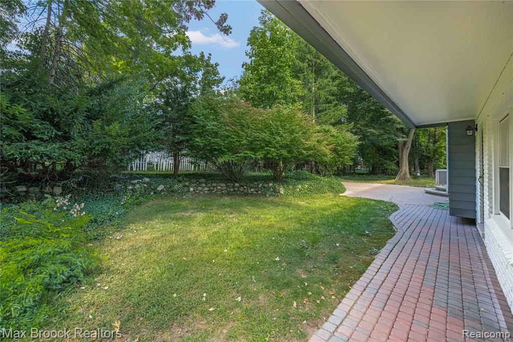 2601 Lamplighter Lane, Bloomfield Hills, MI 48304 — Photo 57