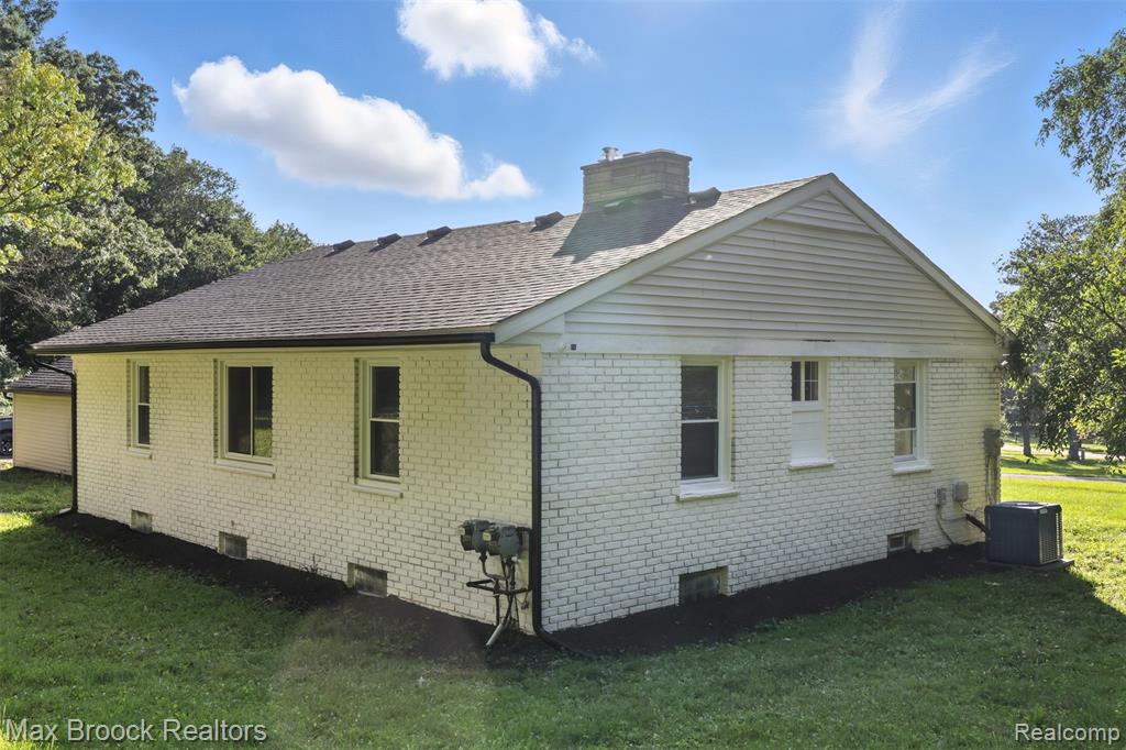 5561 Delmas Road, Clarkston, MI 48348 — Photo 59