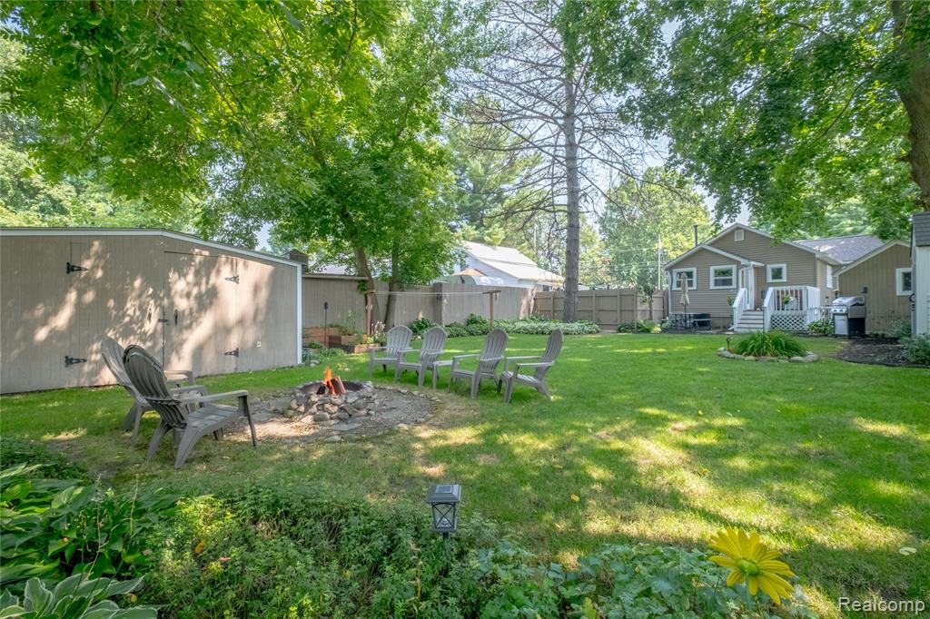 108 S Church Street, Byron, MI 48418 — Photo 7
