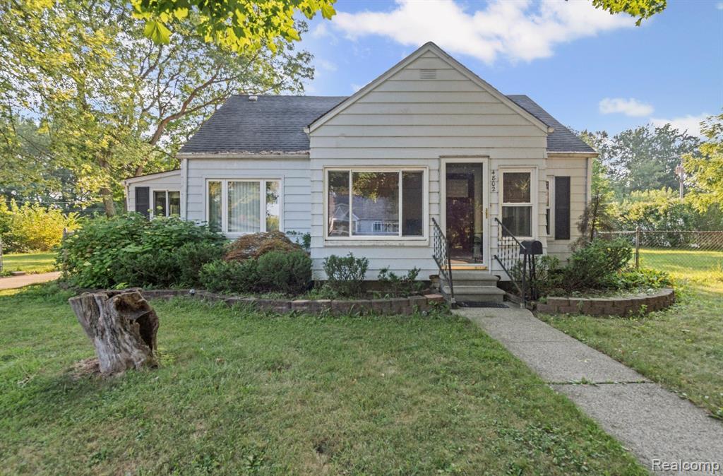 4802 Hazel Street, Dearborn Heights, MI 48125 — front exterior