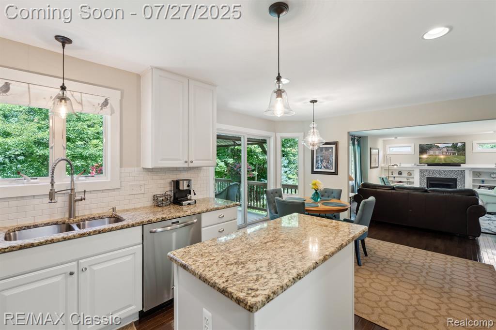 5133 Canyon Oaks Drive, Brighton, MI 48114 — Photo 14