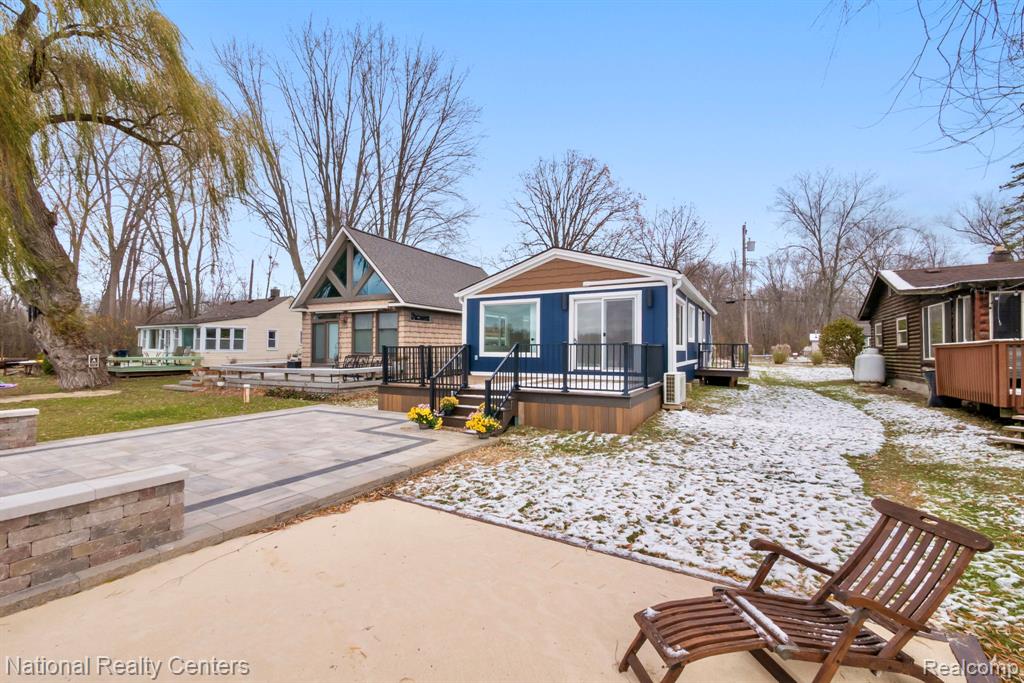 12123 Kirby Lane, South Lyon, MI 48178 — Photo 8