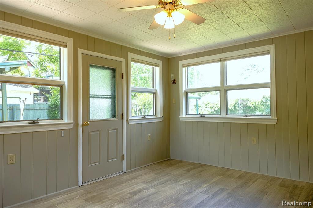 215 White Street, Imlay City, MI 48444 — Photo 21
