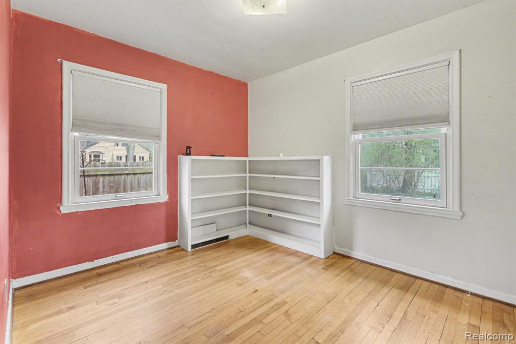 350 N Mansfield Street, Ypsilanti, MI 48197 — Photo 16