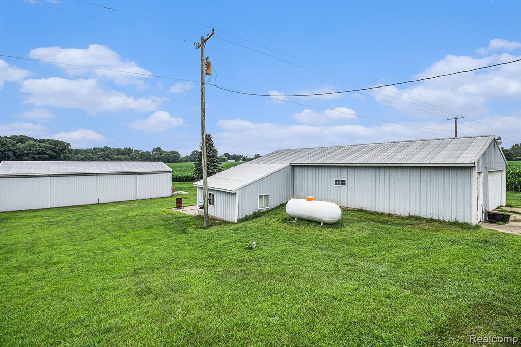 4915 Bell Oak Road, Webberville, MI 48892 — Photo 23