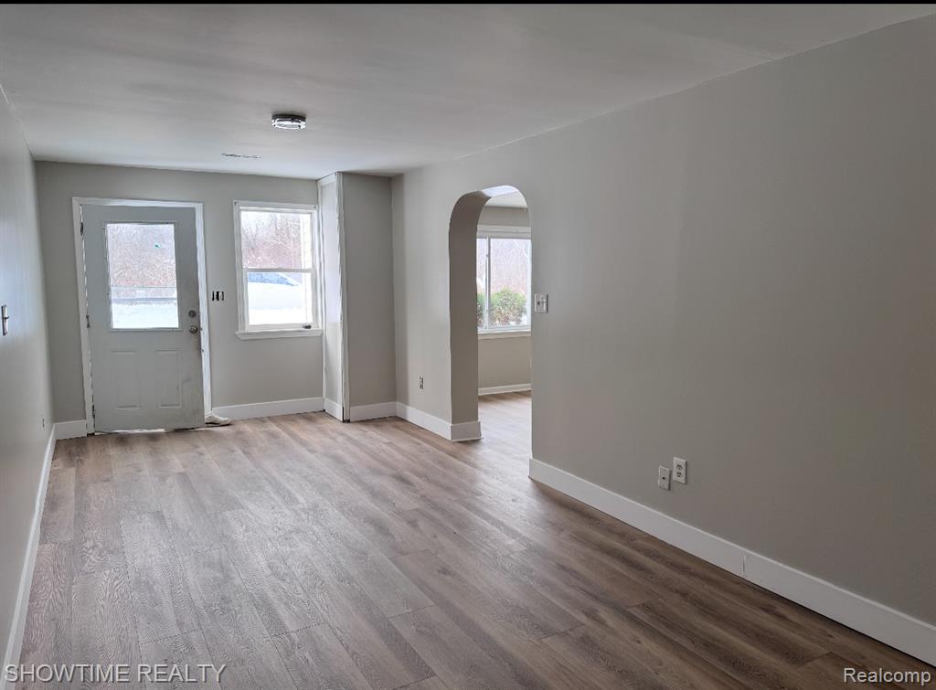 654 N BLACKS CORNERS Road, Imlay City, MI 48444 — Photo 4
