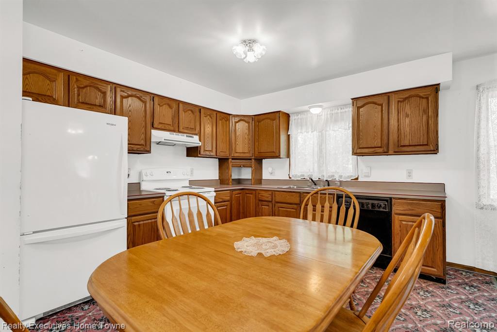 5390 Walker Road, Clyde, MI 48049 — Photo 23