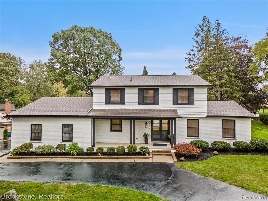 2784 Aldgate Drive, Bloomfield Hills, MI 48304