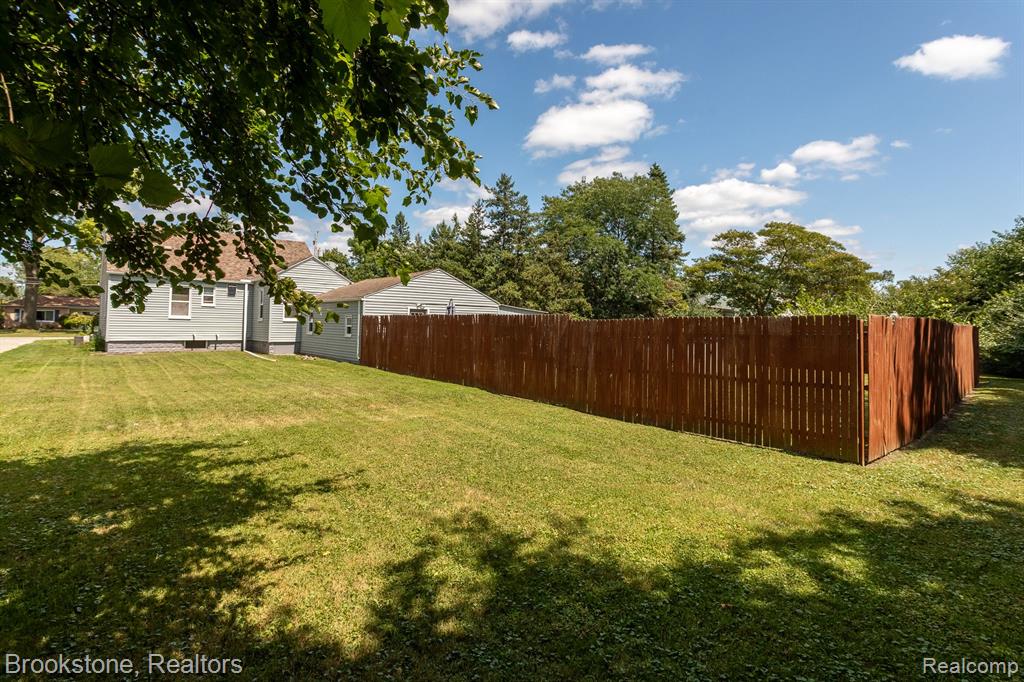 6235 DALLAS Street, Monroe, MI 48161 — Photo 20